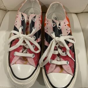 Converse Sneakers in Pink, Orange and Navy Blue. Chuck Taylor.